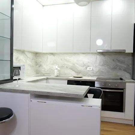 Apartment Center Niko 04